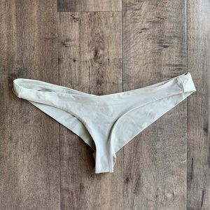 Frankie’s Bikinis bottoms